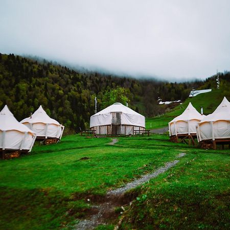 Отель Glamping Tago Khulo Экстерьер фото