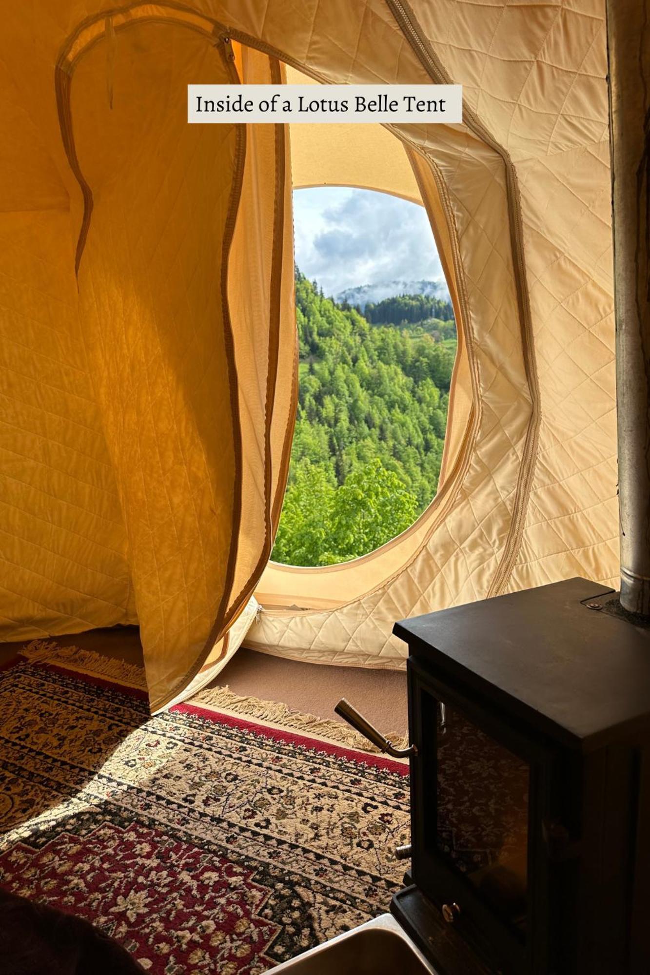 Отель Glamping Tago Khulo Экстерьер фото