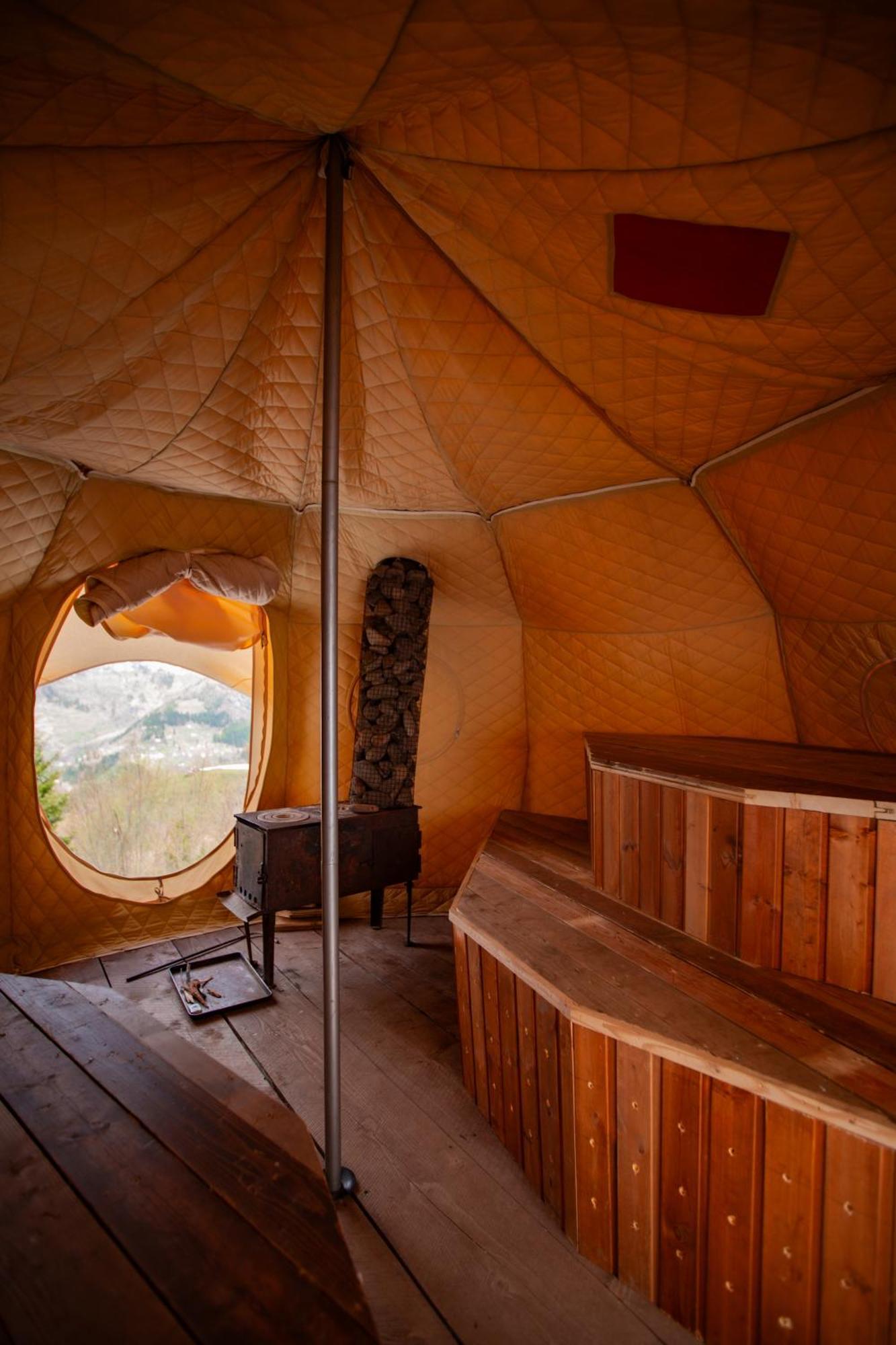 Отель Glamping Tago Khulo Экстерьер фото